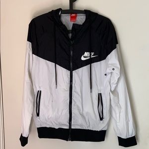 Nike Windbreaker Jacket